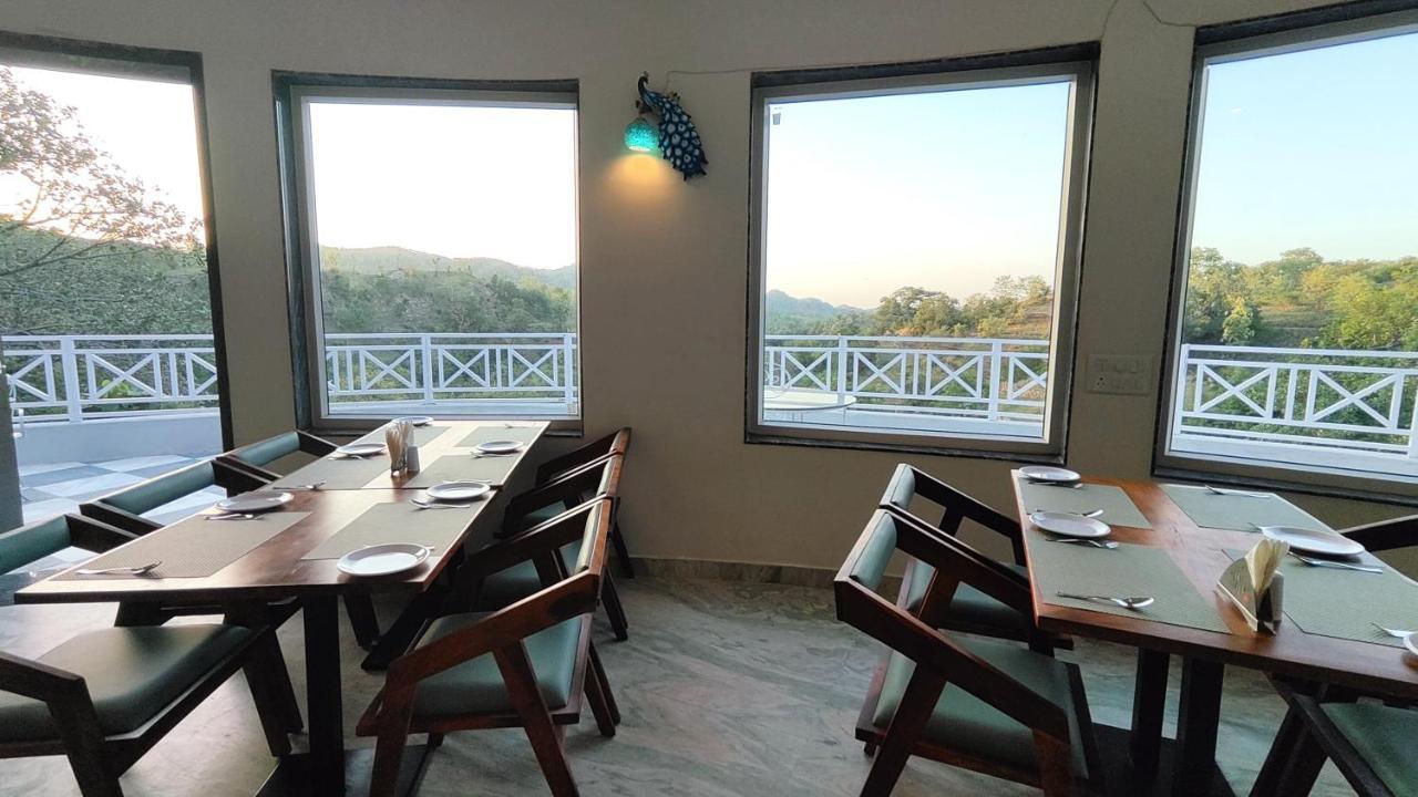 The Sky Imperial Pavoreal Jungle Resort Kumbhalgarh Exterior photo