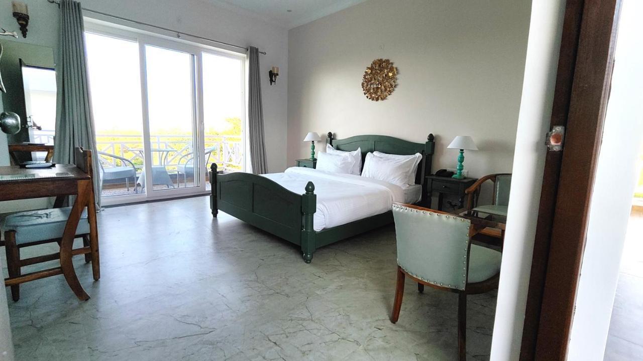 The Sky Imperial Pavoreal Jungle Resort Kumbhalgarh Exterior photo