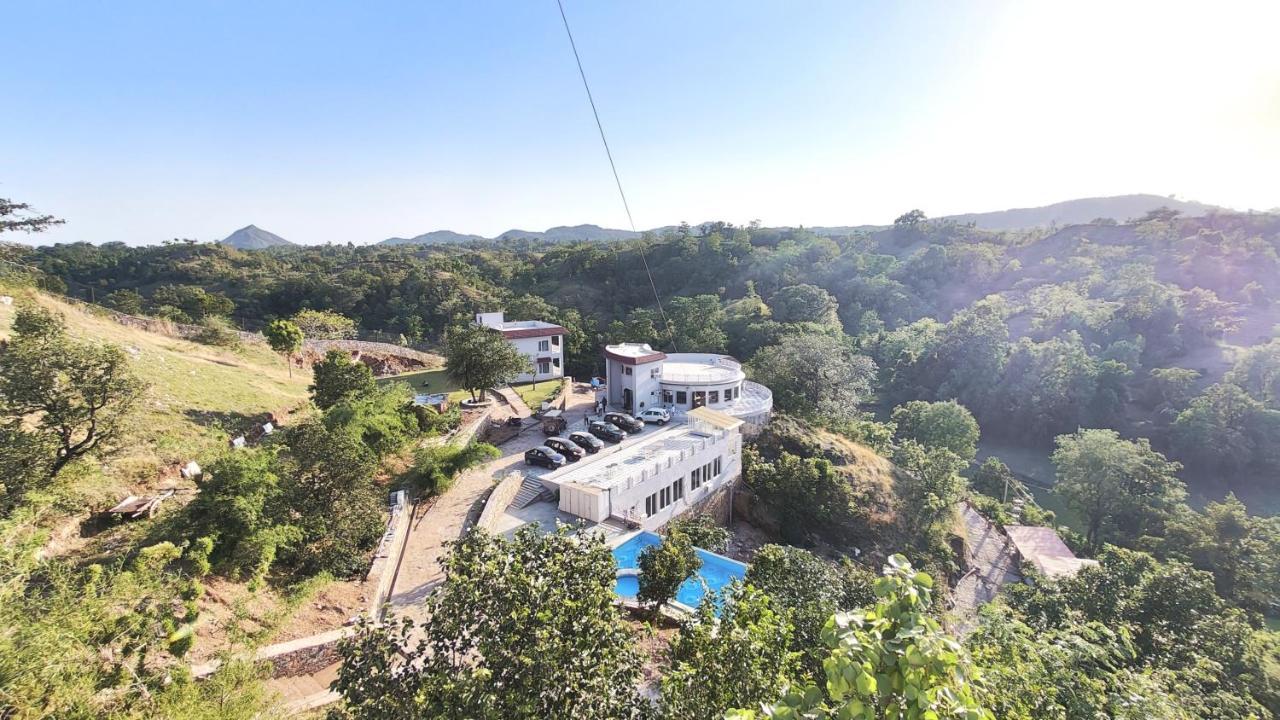 The Sky Imperial Pavoreal Jungle Resort Kumbhalgarh Exterior photo