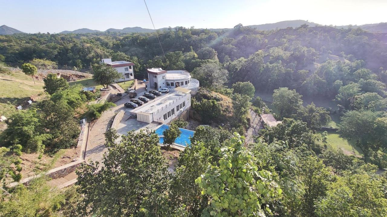 The Sky Imperial Pavoreal Jungle Resort Kumbhalgarh Exterior photo