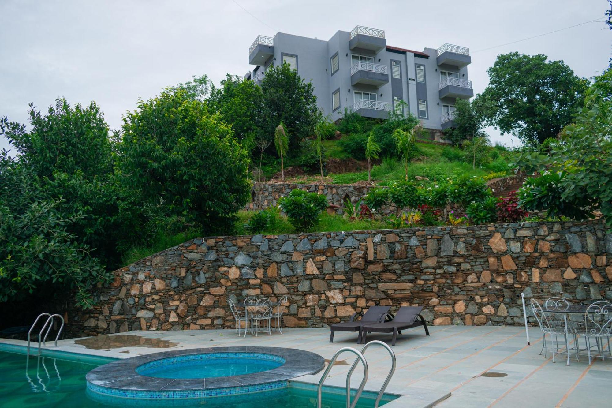 The Sky Imperial Pavoreal Jungle Resort Kumbhalgarh Exterior photo