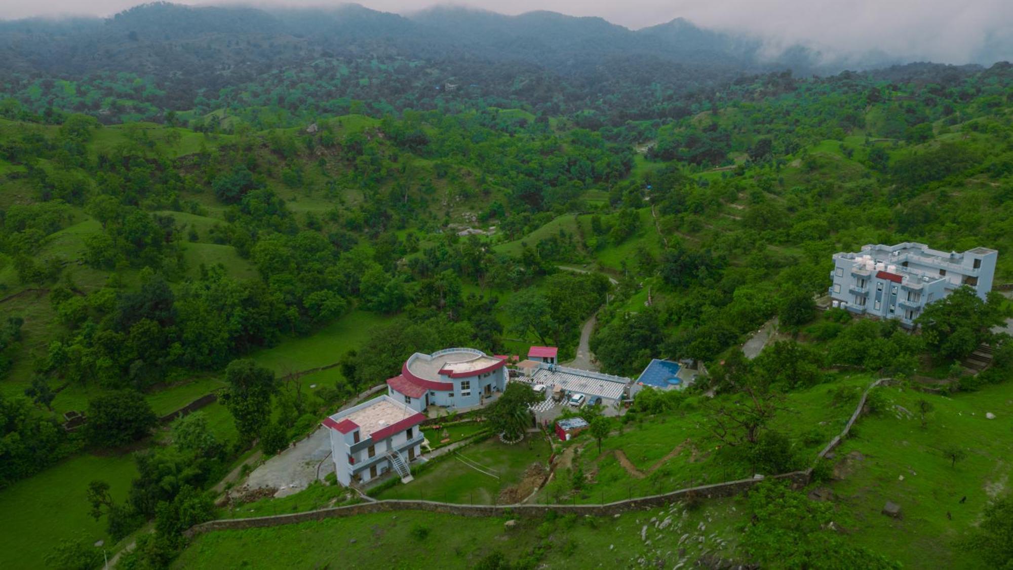 The Sky Imperial Pavoreal Jungle Resort Kumbhalgarh Exterior photo