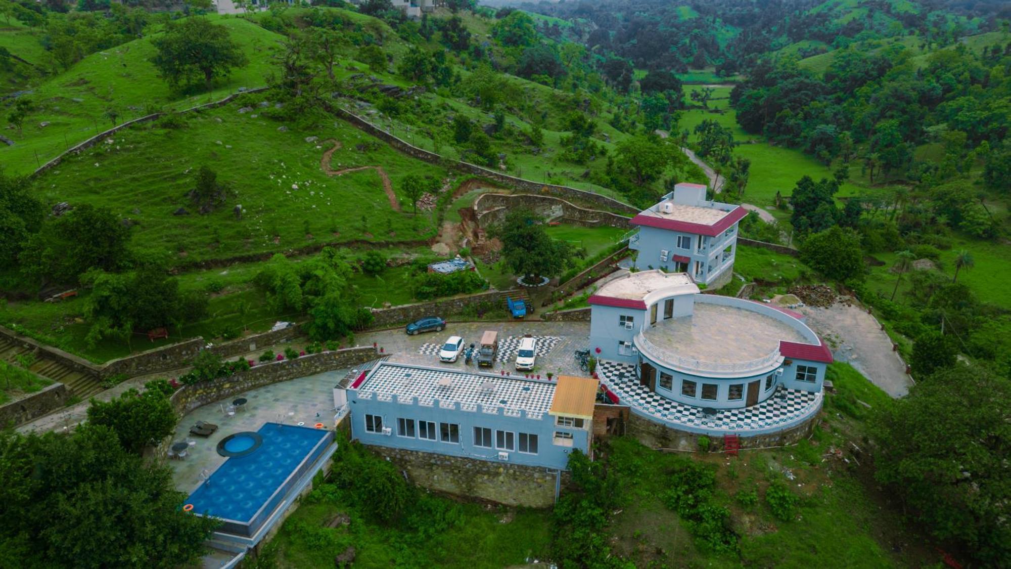 The Sky Imperial Pavoreal Jungle Resort Kumbhalgarh Exterior photo