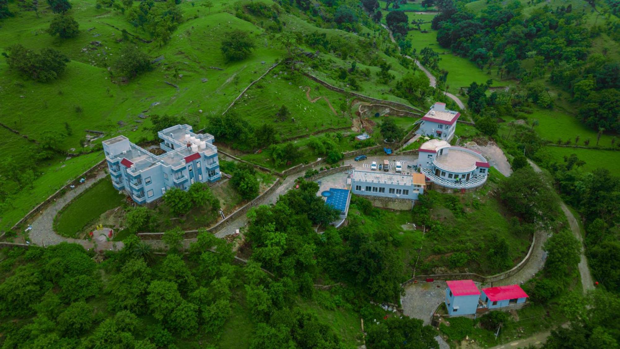 The Sky Imperial Pavoreal Jungle Resort Kumbhalgarh Exterior photo